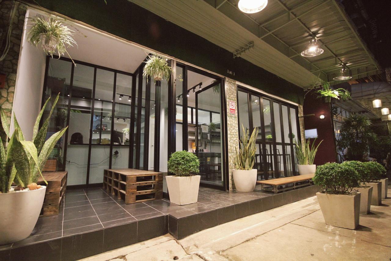 בנגקוק Mint Hostel מראה חיצוני תמונה